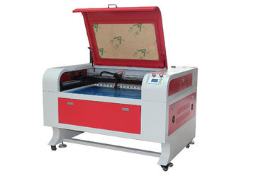 Chiny Acrylic And Leather Co2 Laser Cutting Engraving Machine , Size 600 * 900mm dostawca